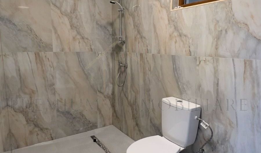 Oportunitate de investiție – Proprietate versatilă în Onești - Poză 11