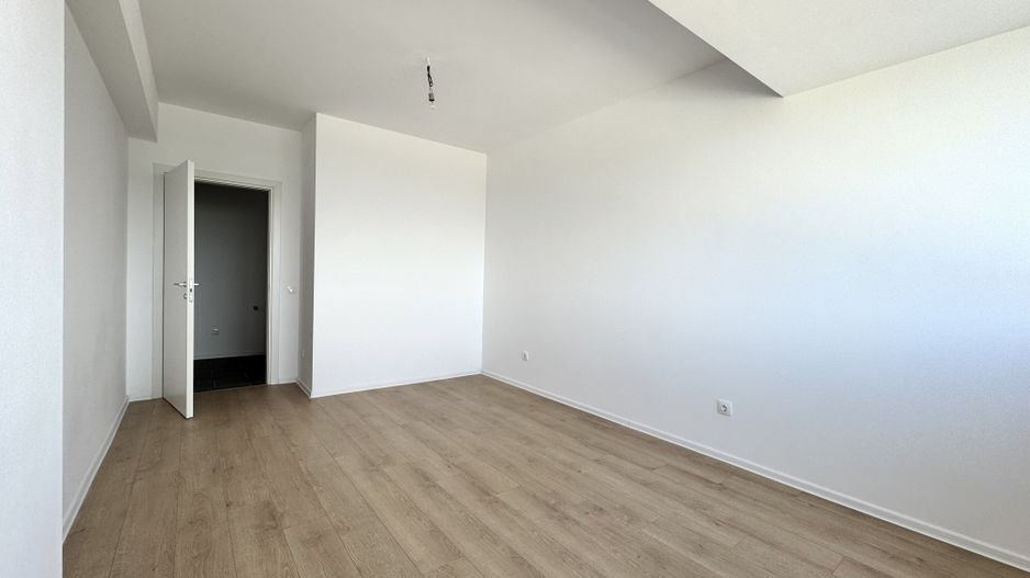 Apartament cu 2 camere, etaj 3/6, orientare Nord - Lac Straulesti - Poză 11
