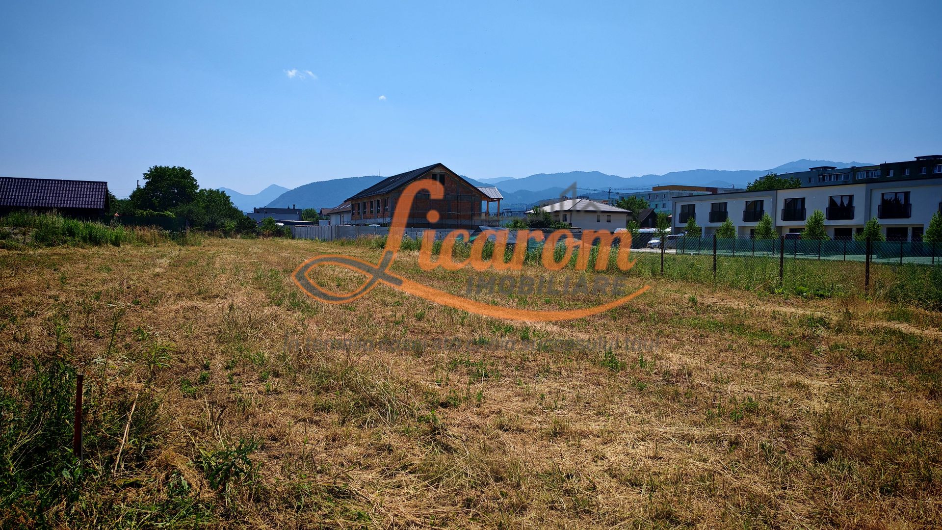 BARTOLOMEU,intravilan,intre case,suprafata de 774 mp,constructii P+2 - Poză 9