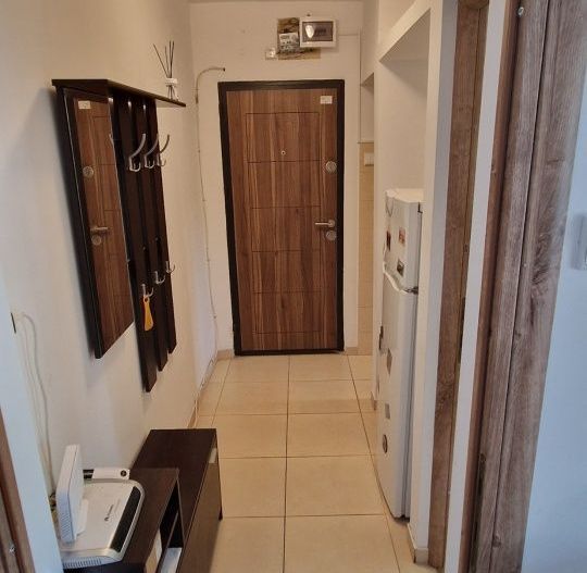 Apartament  2 camere Girocului etaj 2 cu centrala - Poză 2