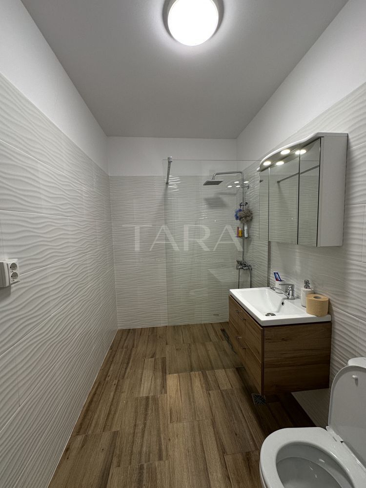 Apartament 2 camere, balcon închis – zona Terra, Florești. - Poză 7