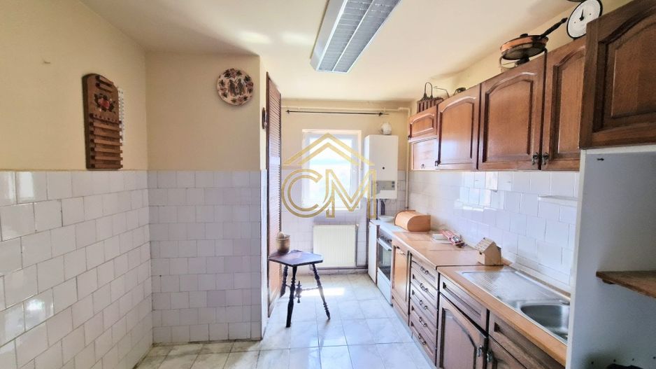 Apartament 4 Camere-2 Bai-2 Balcoane- Pivnita-80 MP - Poză 9
