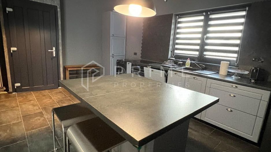 Închiriere apartament exclusivist 2 camere | Central | Terasă 20 mp - Poză 4
