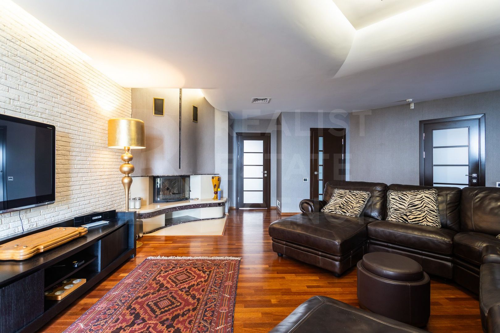 Chirie, apartament, 4 camere, strada Mihai Eminescu, Centru - Poză 5