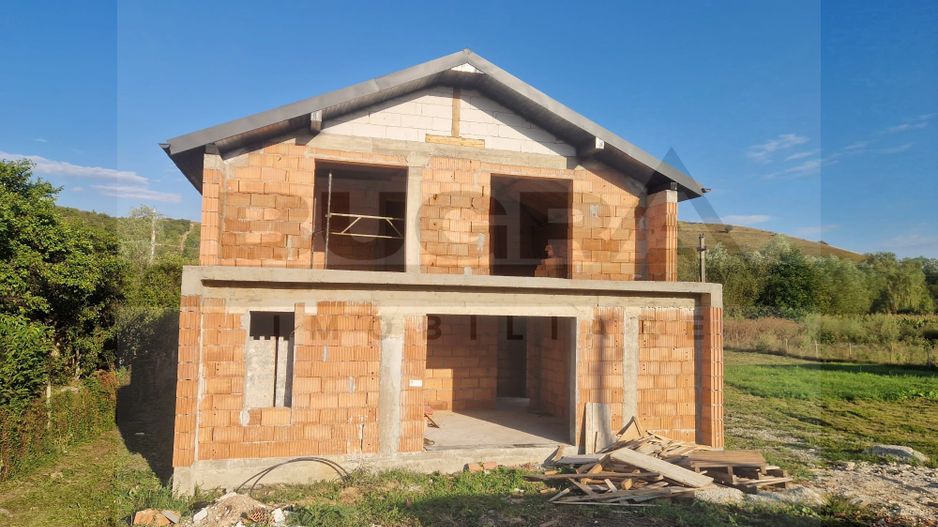 Casa individuala in constructie, 125 mp utili, 700/1400 mp teren - Poză 3