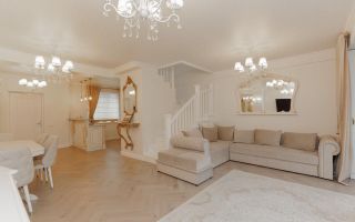 Chirie, casă, 3 camere, strada Melestiu, Centru - Poză 1