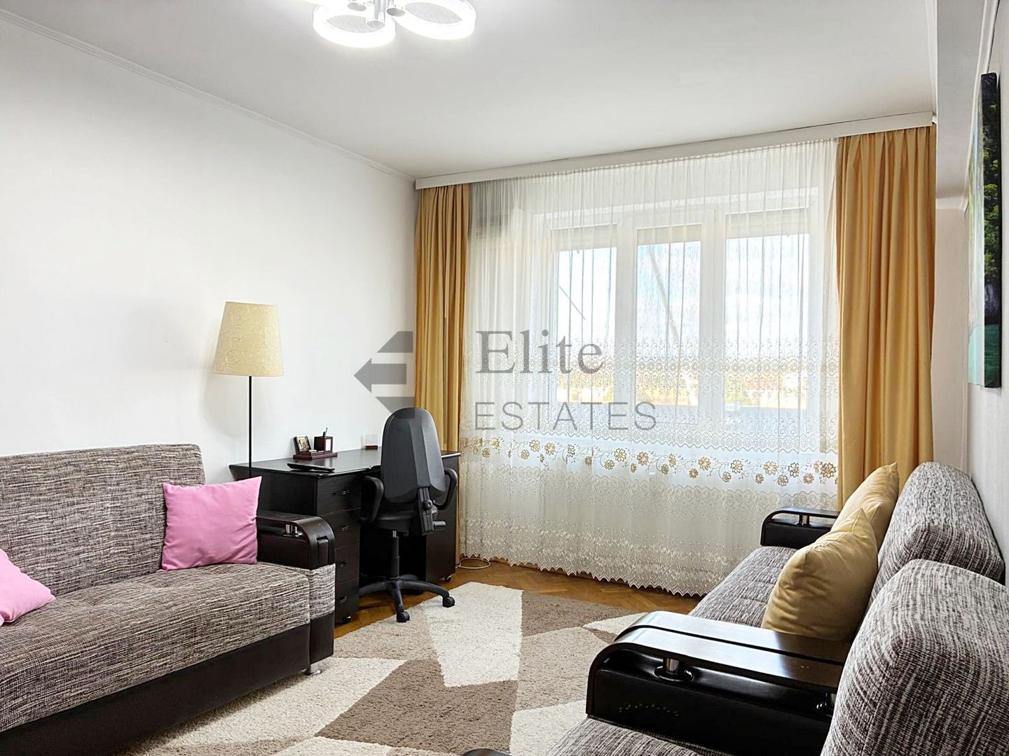 Apartament cu 3 camere de inchirat central in Oradea - Poză 4