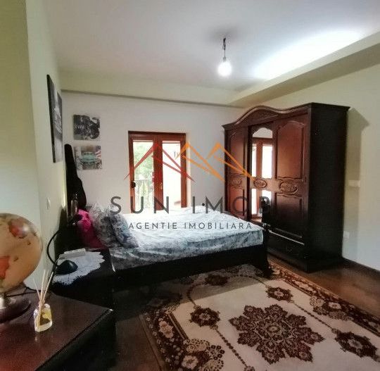 Vila P+E+M, an 2012, 6 camere, ultracentral, finisaje lux, Ploiesti,PH - Poză 30