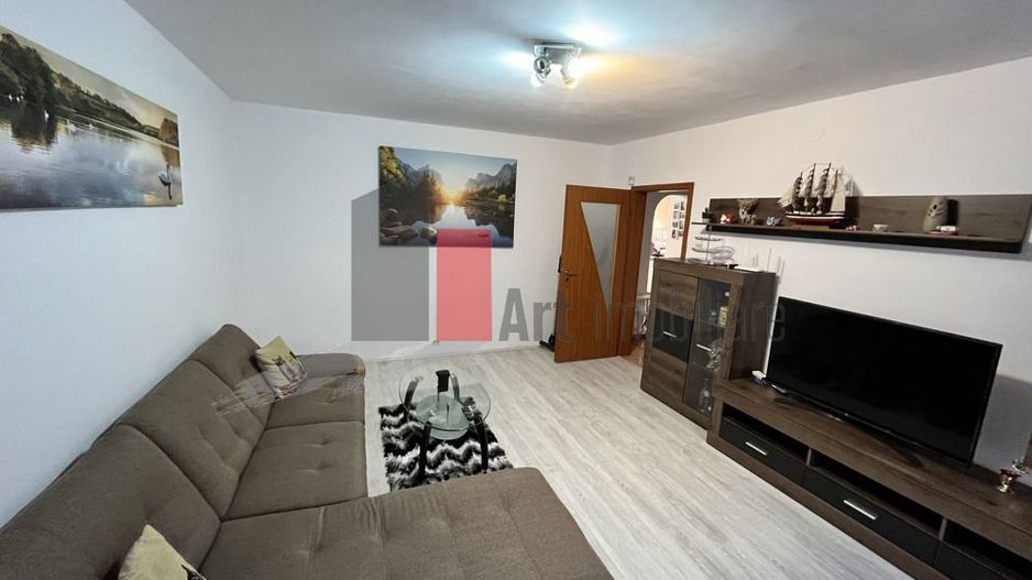 Închiriere apartament 2 camere metrou Brâncoveanu - Poză 1