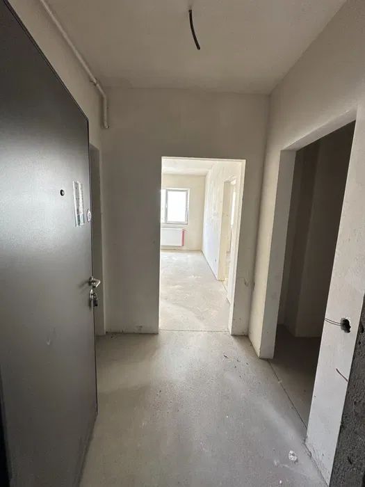 Vanzare apartament 2 camere SEMIFINISAT zona Terra - Poză 2