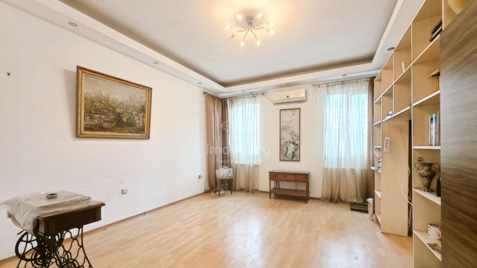 Vanzare imobil Str. Episcop Radu | OPORTUNITATE | Oferta RARA | - Poză 3