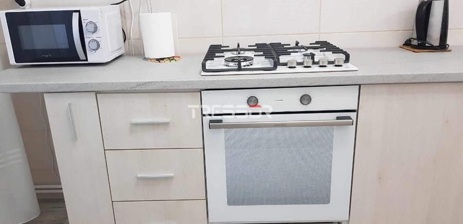 Apartament 2 camere decomandat, renovat complet, Tomis Nord – Cireșica - Poză 3