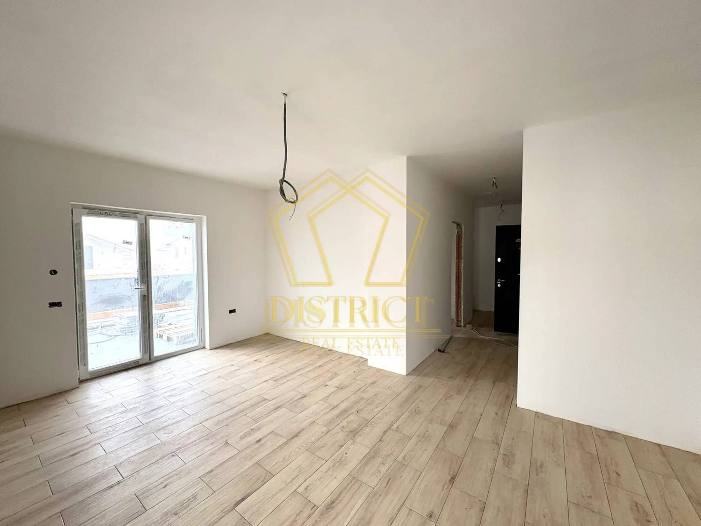 Apartament cu 4 camere si terasa de 30mp | Giroc | Hotel IQ - Poză 2