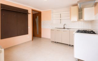 Cahul – Casă 3 Camere + Living | 139 m² | Teren 7.7 ari + Garaj | 95.000 € - Poză 39
