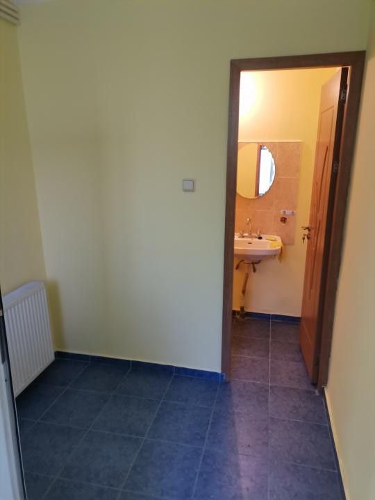 Inchiriere cladire D+P+3, Targul din Vale, stradal - Poză 9