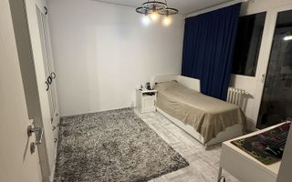 De vanzare Apartament 3 camere Drumul Taberei - Poză 2