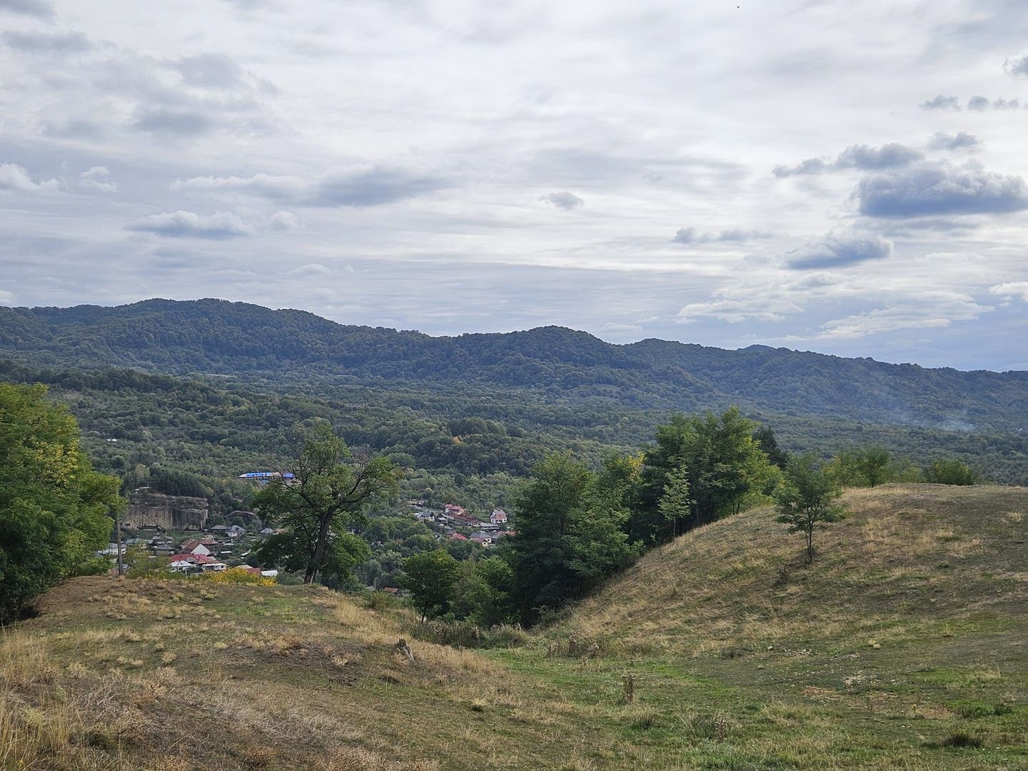 Teren intravilan, utilități, Corbi, Argeș – zonă turistică superbă - Poză 4