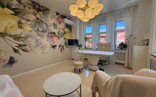 Apartament 4 camere în vilă I Cotroceni I Renovat complet I - Poză 2