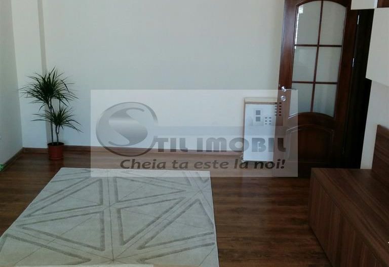 Apartament 1 camera Gara 420 euro - Poză 1