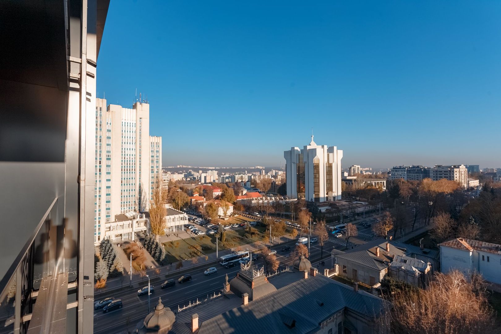 De închiriat spații birouri clasa A+ în centrul capitalei. - Poză 25