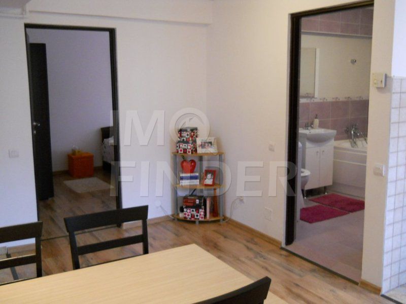 Apartament Decomandat in zona Buna Ziua - Poză 9