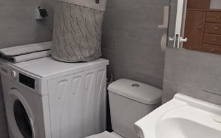 Garsoniera decomandata 44 mp utili etaj 1 zona Lazaret - Poză 7
