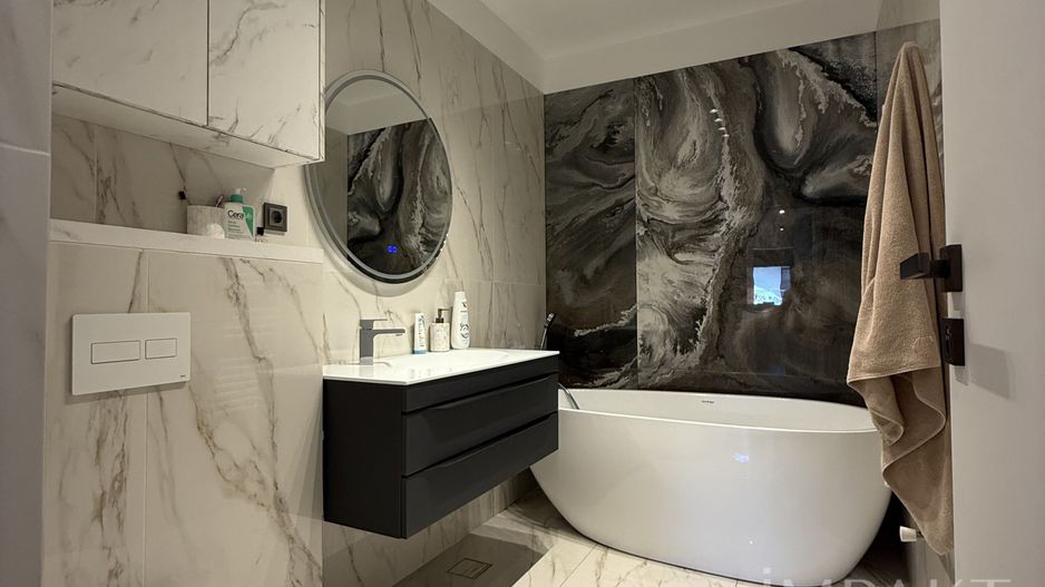 Apartament ultrafinisat 2 camere, 83 mp, Andrei Muresanu Sud - Poză 9