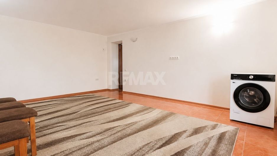 Casă 210 m² cu 5 dormitoare și teren 10 ari – Euroreparație | Drochia, str. Grigore Ureche - Poză 15