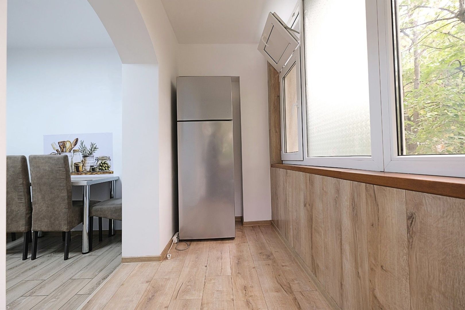 Prima inchiriere ! BANEASA, apartament 3 camere mobilate, etaj 1 - Poză 5