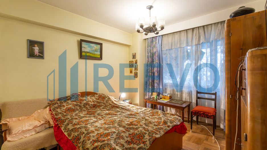 Apartament 4 camere, et. 1, str. 9 Mai, Bacău - Poză 30