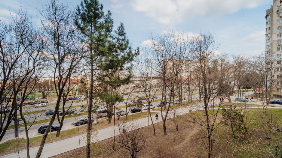 Apartament cu 3 camere - Poză 11