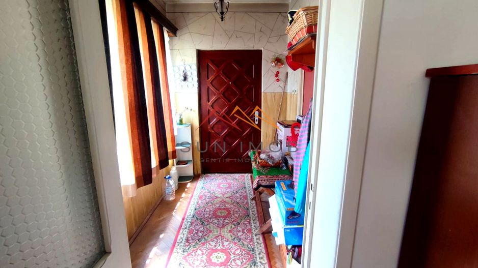 Casa P+E, 6 camere, teren 890 mp, cartier liniștit, Câmpina - Poză 4