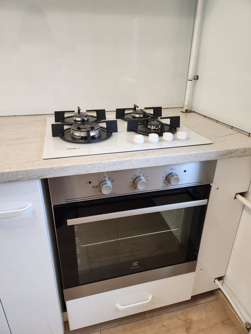 Vanzare Apartament 2 Camere Mall Vitan - Metrou Mihai Bravu - Poză 8