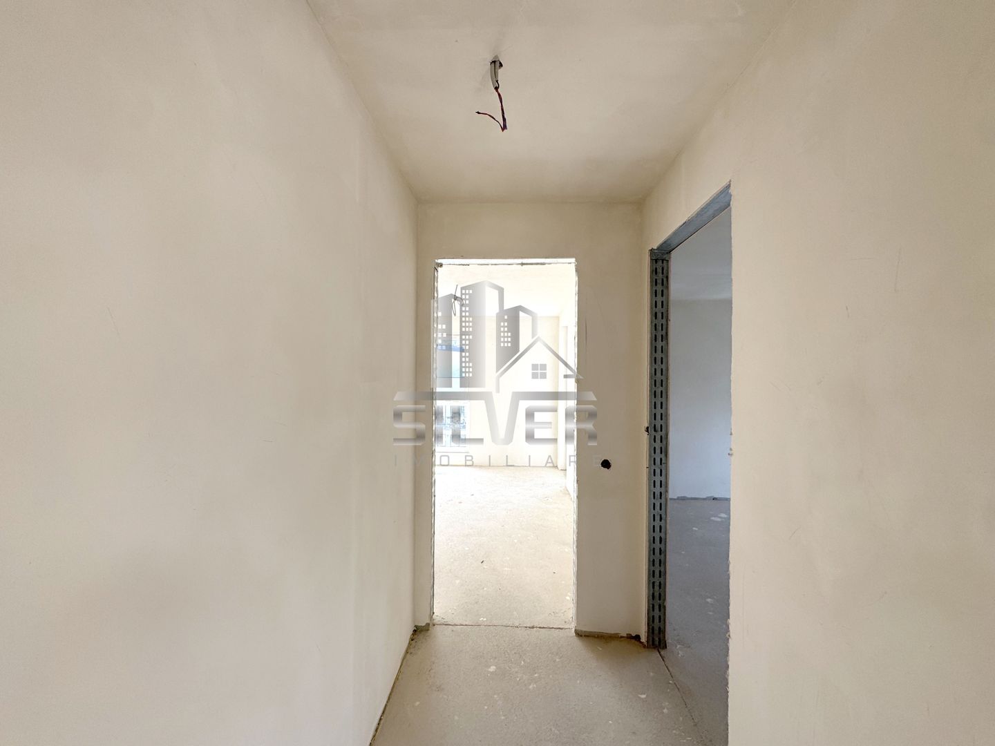 Apartament cu 3/4 camere/87mp/3 minute de statii autobuz. - Poză 10