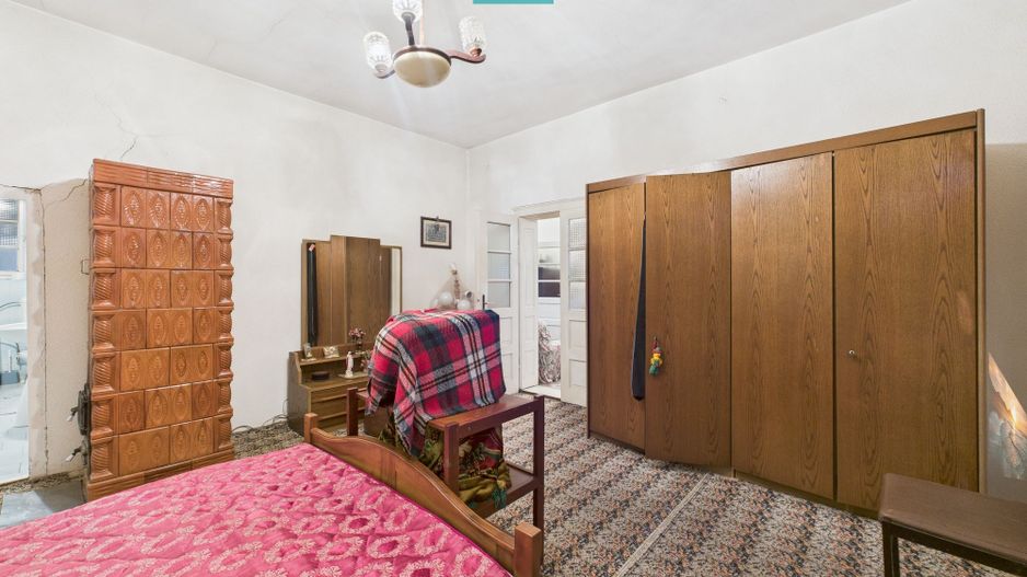 Casă cu 4 camere, în localitatea Gurahonț, Arad - Poză 6