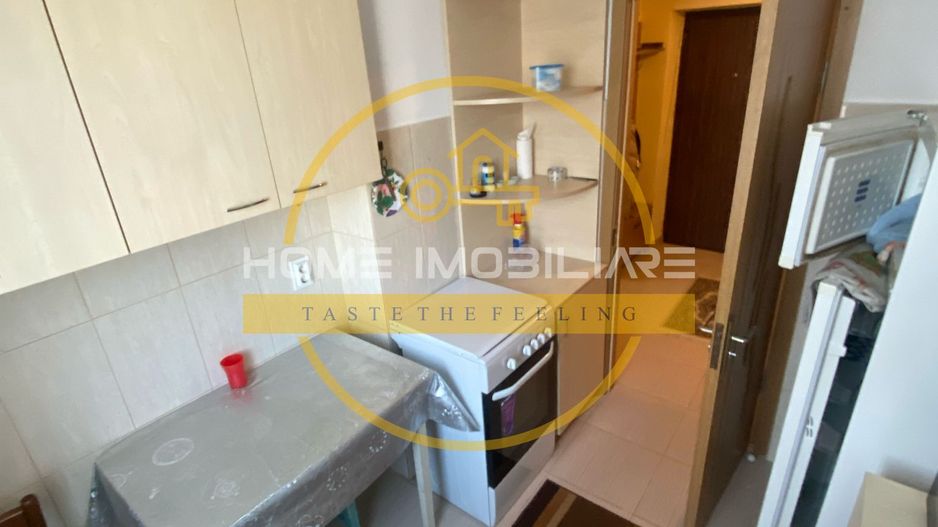 Tudor Vladimirescu/ Apartament 2 camere/ Decomandat/ Ideal pentru Investitie - Poză 2