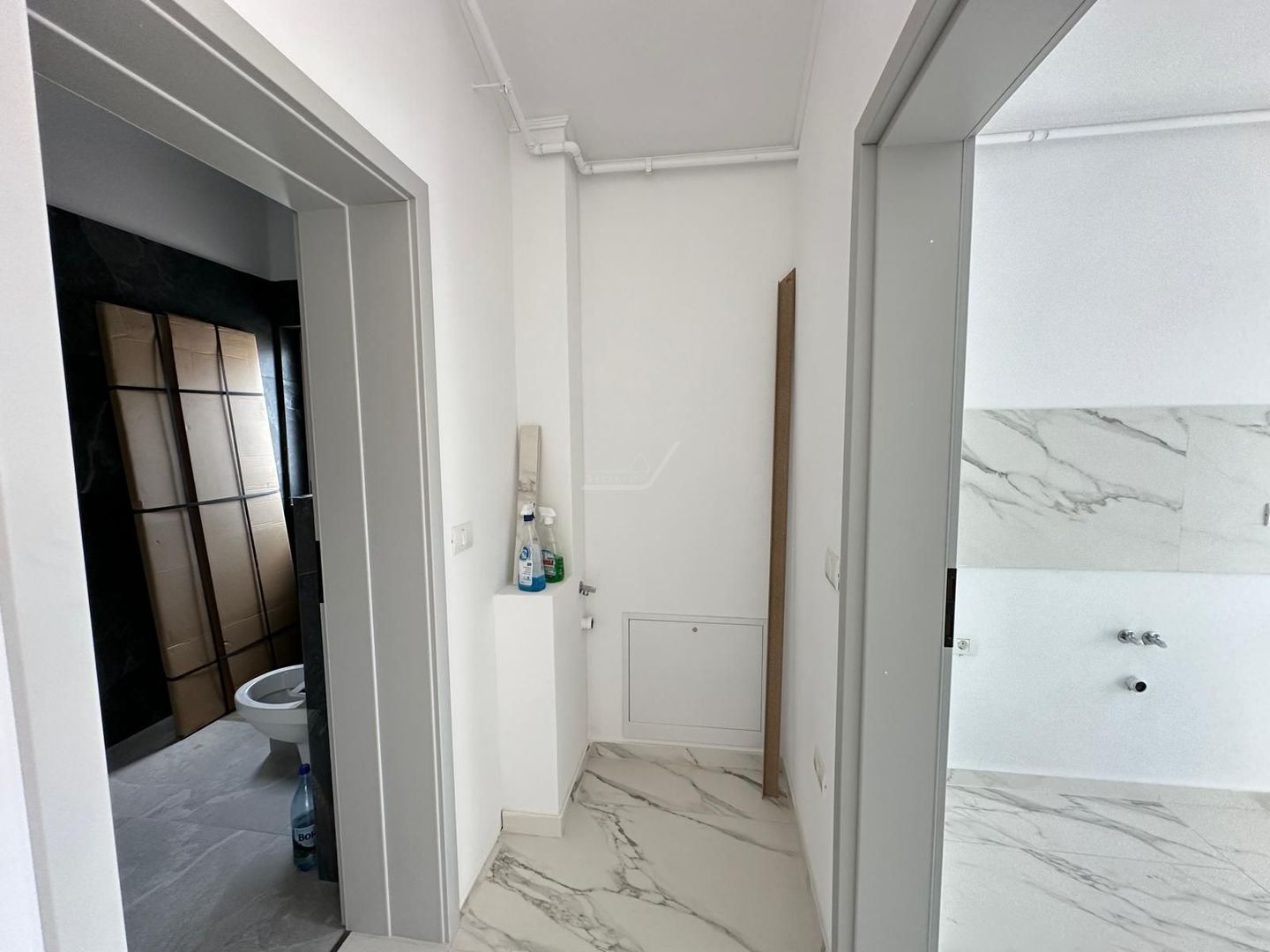 Bloc finalizat. Bucatarie inchisa. Loc parcare. - Poză 6