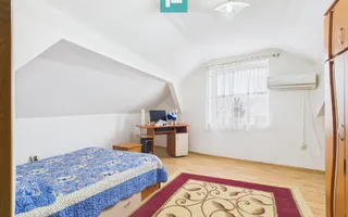 Două case, curte mare, lângă Castelul Corvinilor - Poză 46
