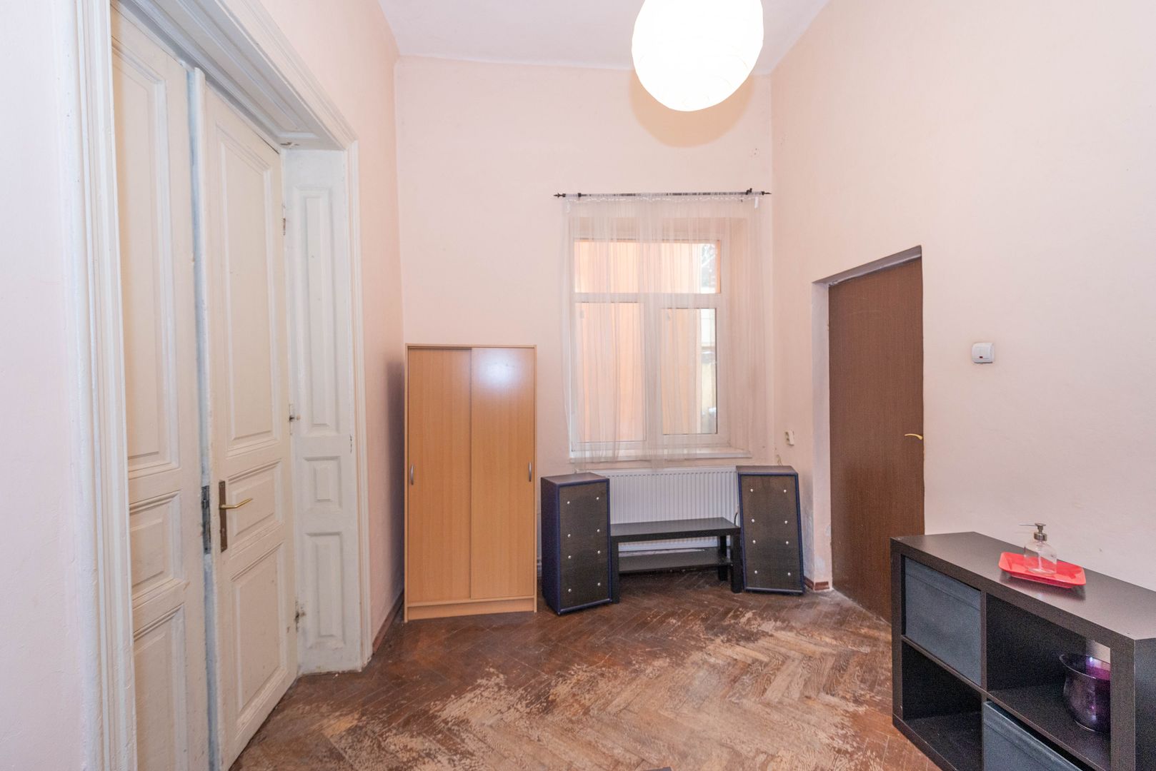 Apartament 3 camere de vanzare, in vila, 83 mp - Poză 15