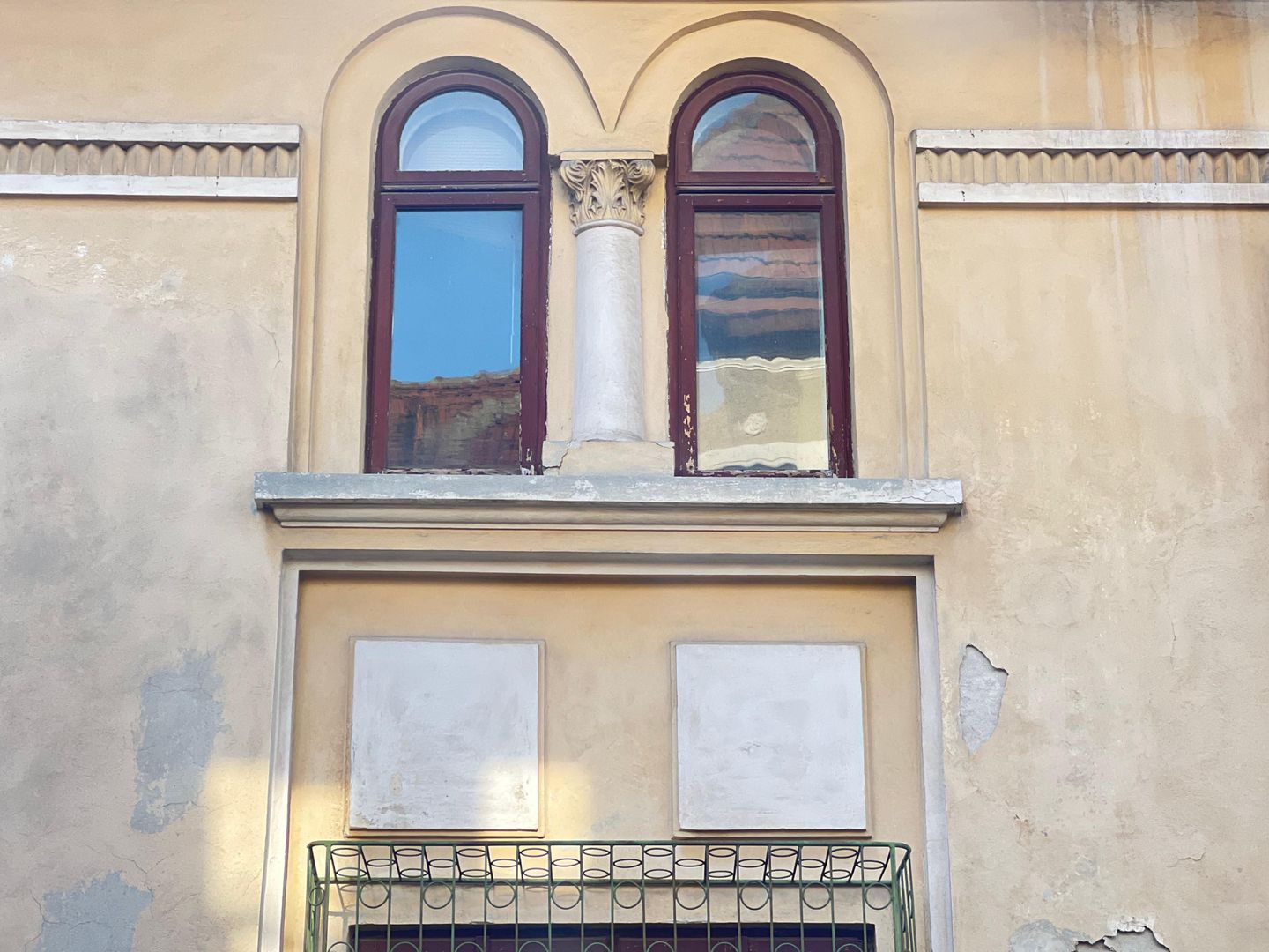 Casa individuala de vanzare Piata Victoriei POTENTIAL INVESTITIONAL - Poză 3