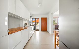 Apartament deosebit in Parcul Engels, 115 mp utili, garaj si boxa! - Poză 5