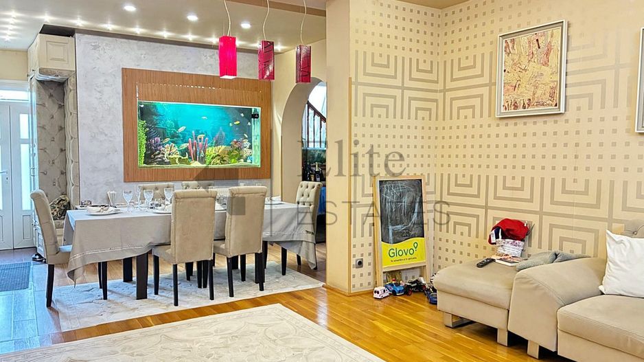 Casa singura in curte ultracentral in Oradea - Poză 5