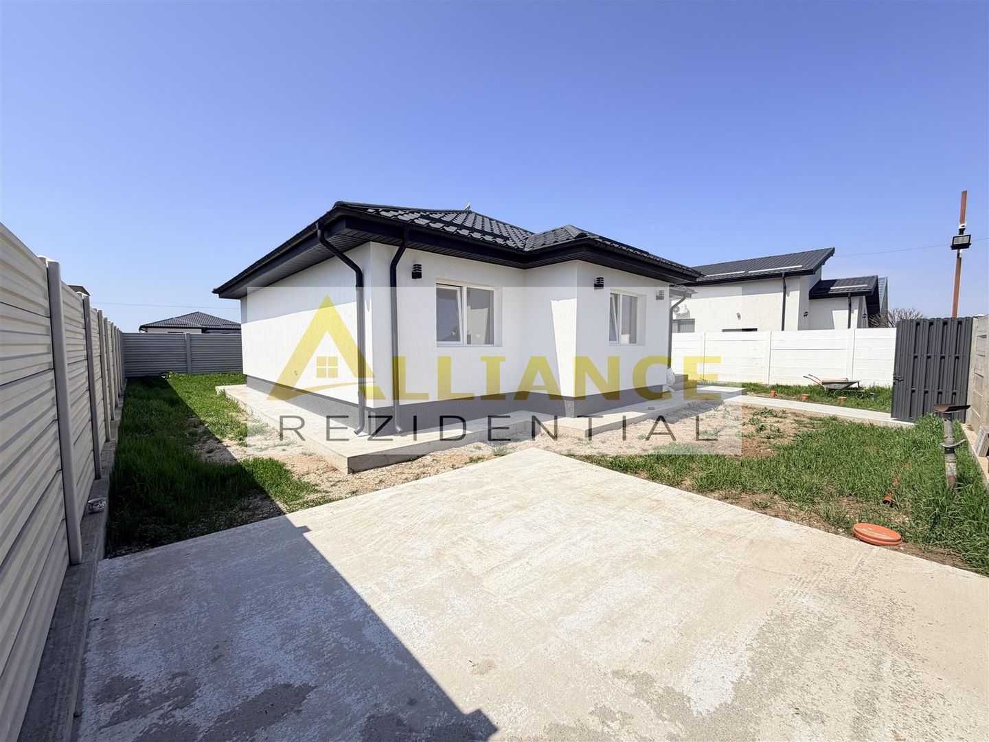 Casa individuala || 3 camere || teren 350 mp - Poză 3