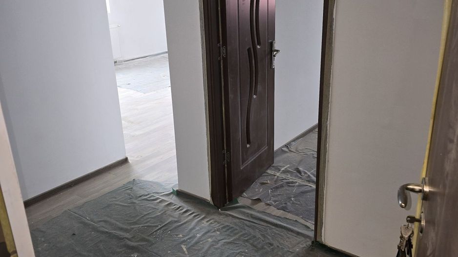 Apartament de vanzare - Poză 2