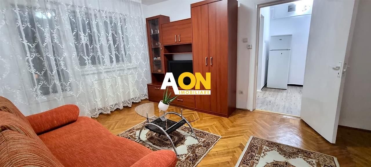 Apartament cu 2 Camere de Vanzare Zona Bulevard - Poză 1