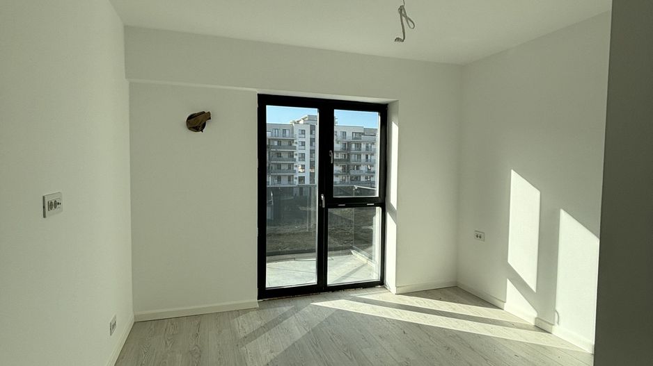 2 CAMERE-PANOURI FOTOVOLTAICE - ROMCO REZIDENTIA-COMISION 0! - Poză 11