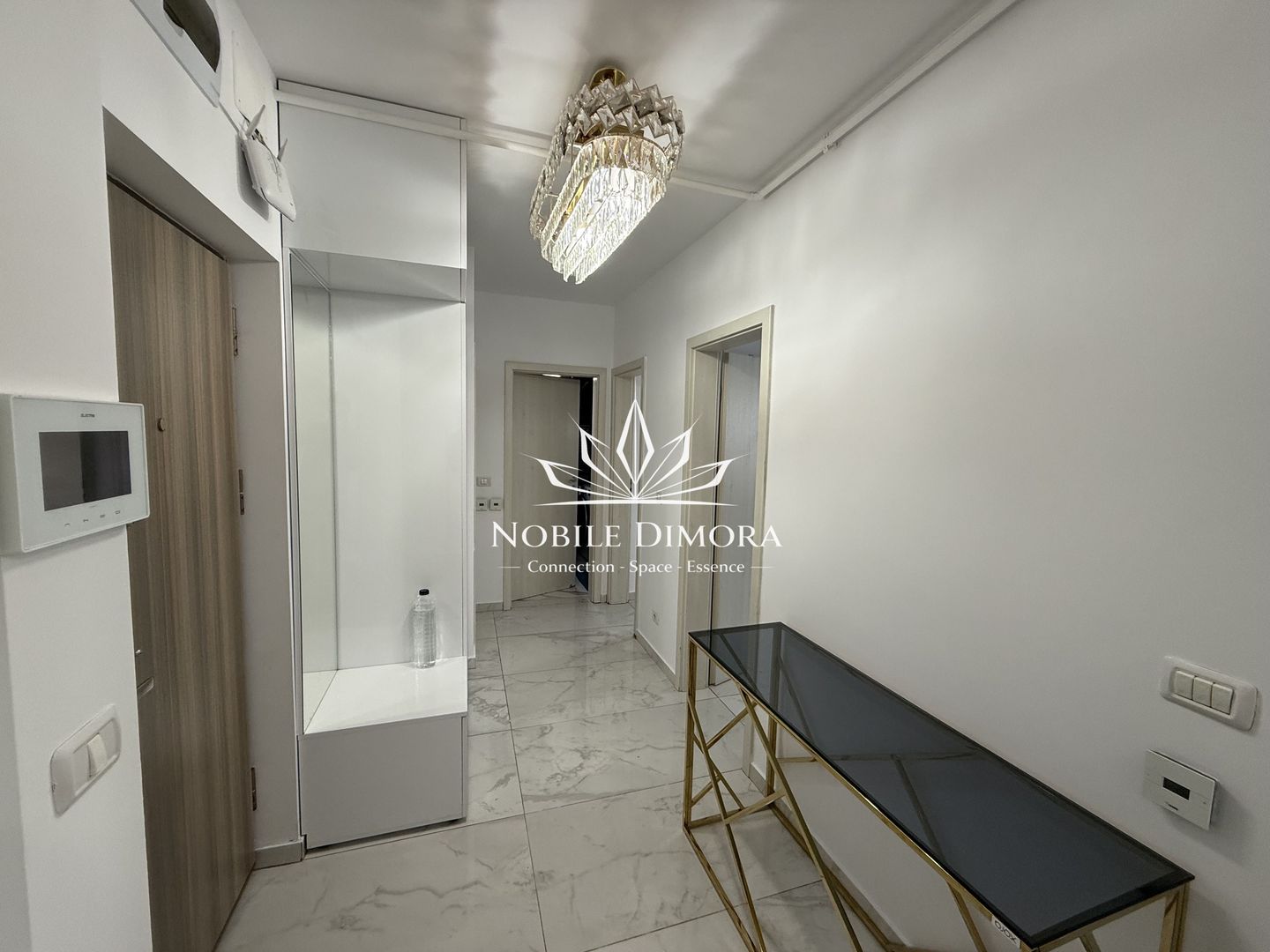 Apartament cu 3 camere, 2 bai, 2 balcoane, 2 locuri de parcare - Torontalului - Poză 8