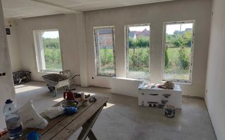 Casa noua de vanzare ( semifinisat) in Ruseni, com. Paulesti - Poză 4