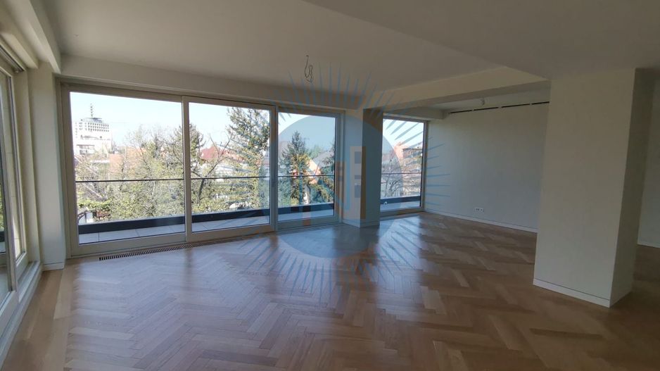 Apartament 3 camere bloc  Boutique  Capitale - Poză 1