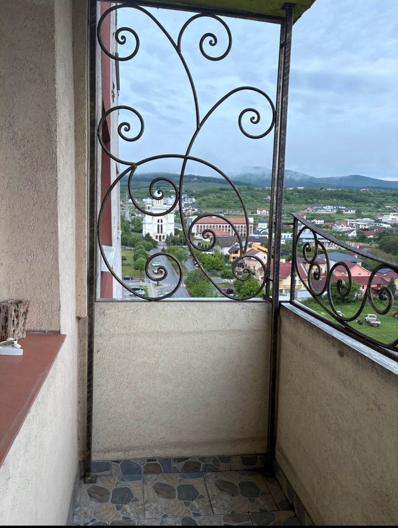 Apartament cu 3 camere de vanzare, zona Cetate - Poză 8